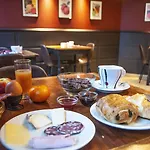 Szálloda Western Le Bristol 3*