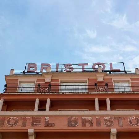 Hôtel Bristol, Le Puy-en-Velay Hotel Le Puy-en-Velay