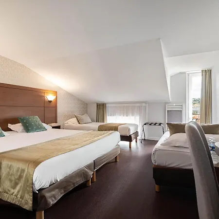 ホテル Western Le Bristol Le Puy-en-Velay