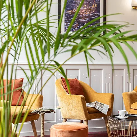 Western Le Bristol ホテル 3*