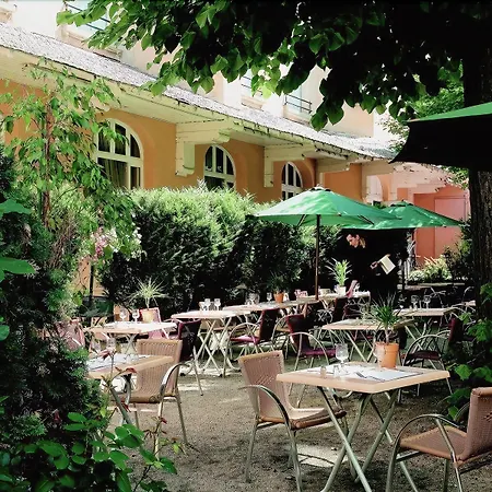 Western Le Bristol 3*