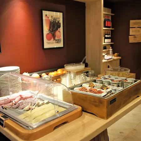 Western Le Bristol 3*