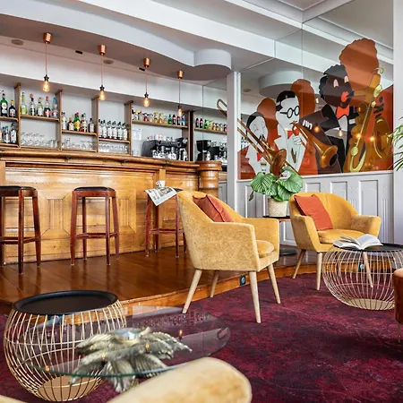 Bristol, Hotel Le Puy-en-Velay