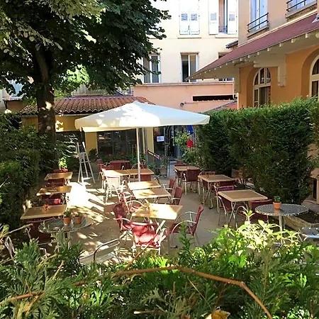 فندق Western Le Bristol 3*