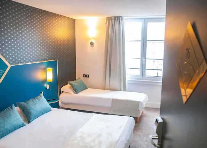 Western Le Bristol Hotel 3*