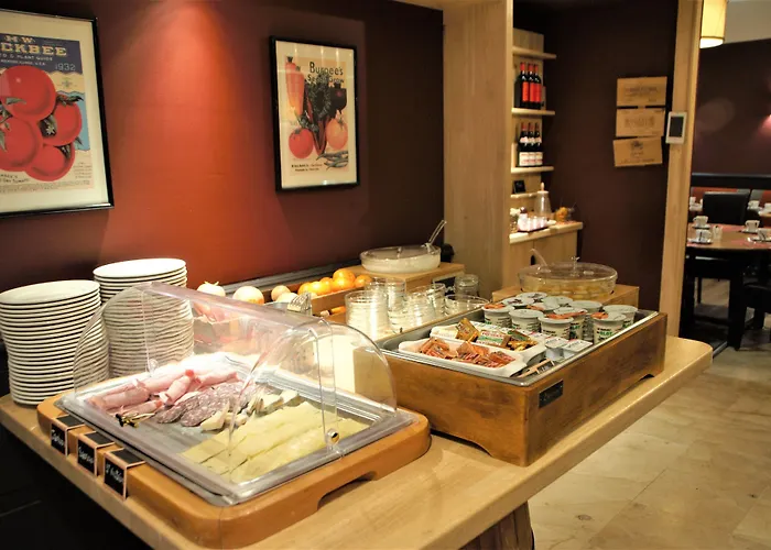 Western Le Bristol 3*