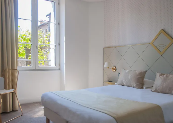 Western Le Bristol Le Puy-en-Velay