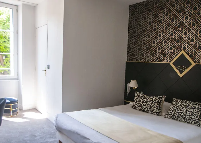 Hotel Western Le Bristol 3*