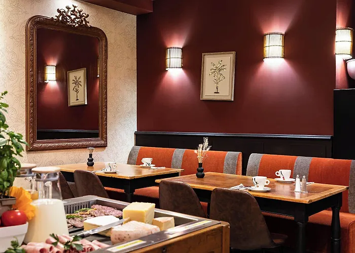 Western Le Bristol Hotel 3*